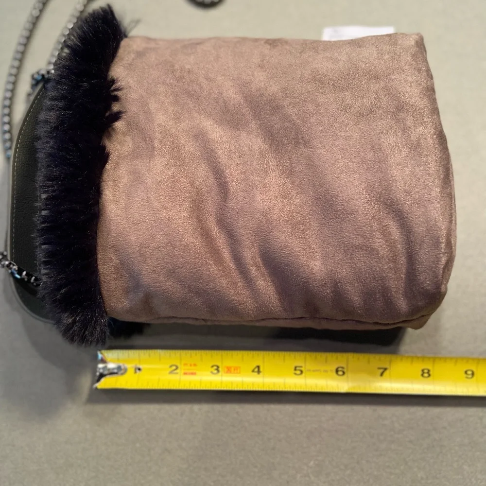 Evelyn’s Prelonge small Faux Fur‎ Cross body w/Handle navy blue Handbag Purse